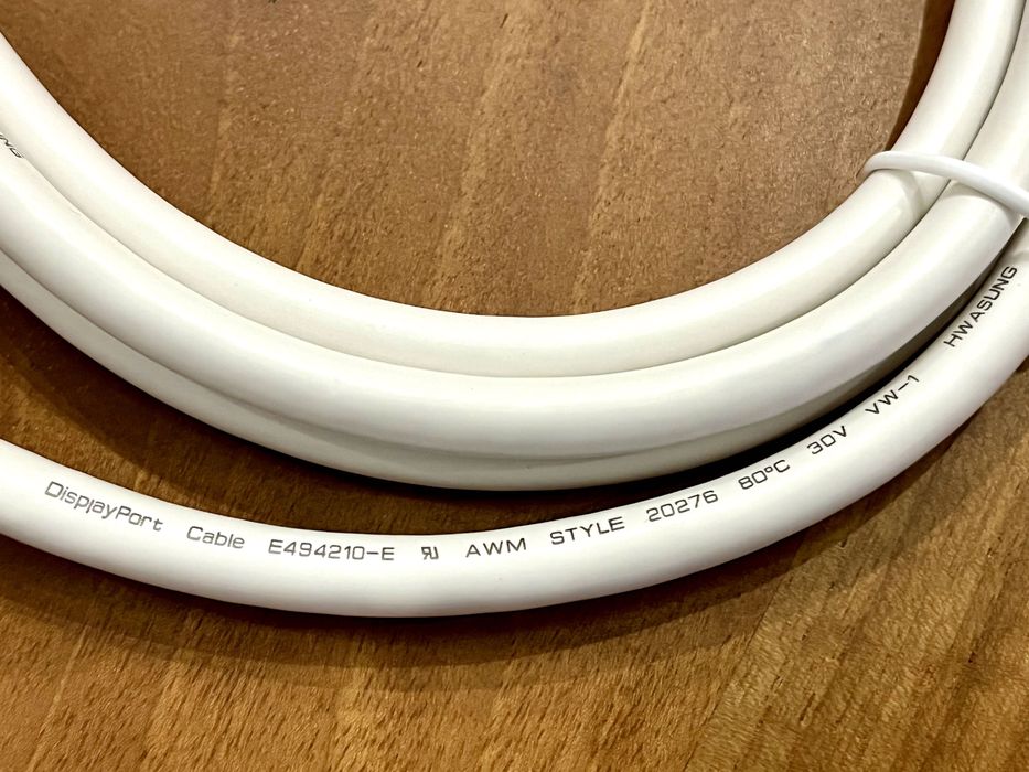 DisplayPort Cable with Ethernet Awm E494210-E Style 20276 1.5m