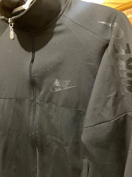 Nike черно горнище