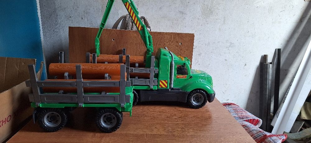 Продам игрушки б/у