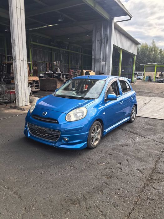 Nissan March  разбор