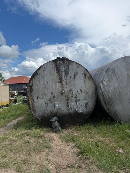 Продам нефтяные бочки