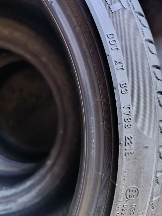 Anvelope de vara 245 40 19 și 275 35 19 Pirelli Runflat dot 2018