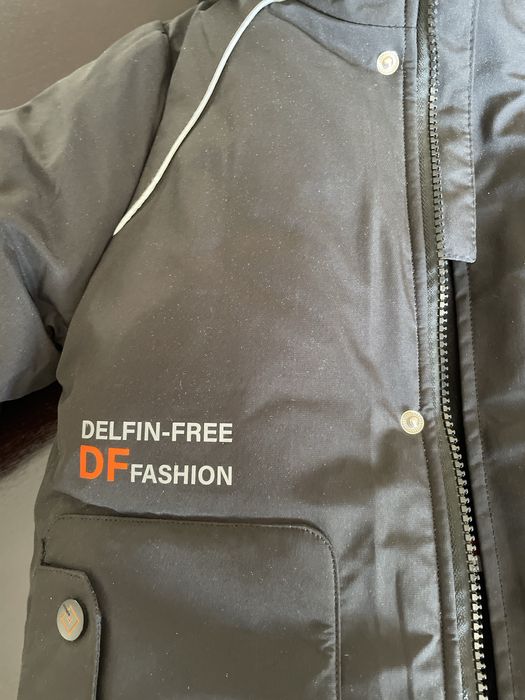 Зимняя куртка с капюшоном