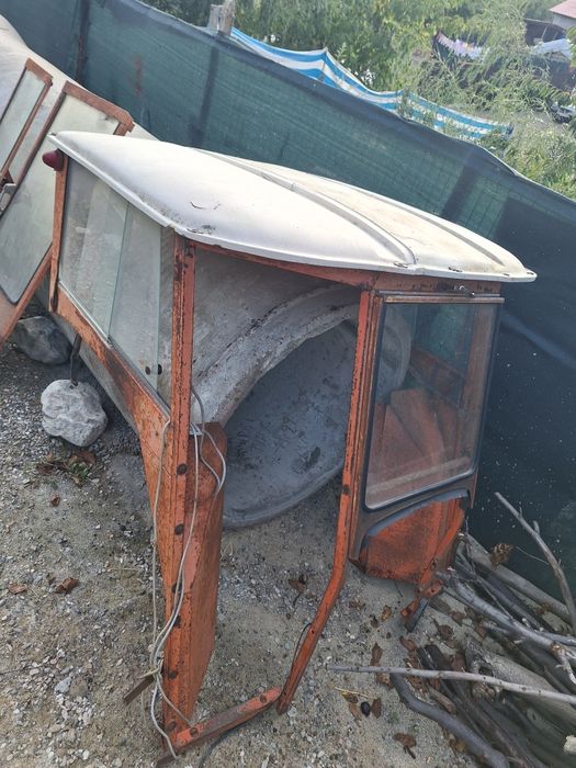 Vand cabina tractor 445
