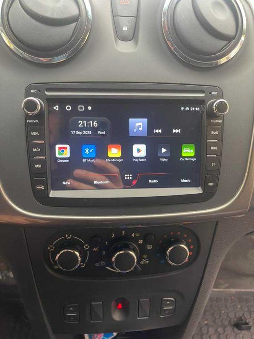 Navigație Android CarPlay Dacia Logan Sandero 2012-2019