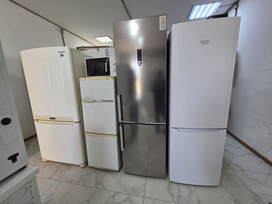 Холодильник в отличном рабочем состоянии