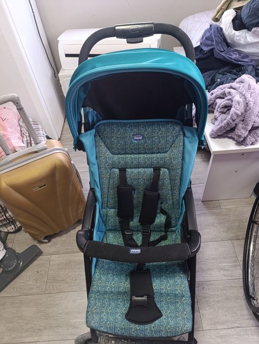Продается коляска Chicco