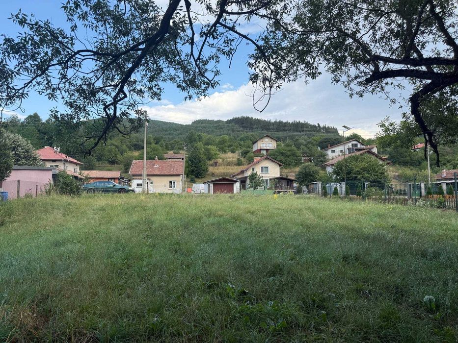 Продава се Парцел в с. Гинци, Област София-област - 700 кв.м за 32 €/кв.м - Снимка #7