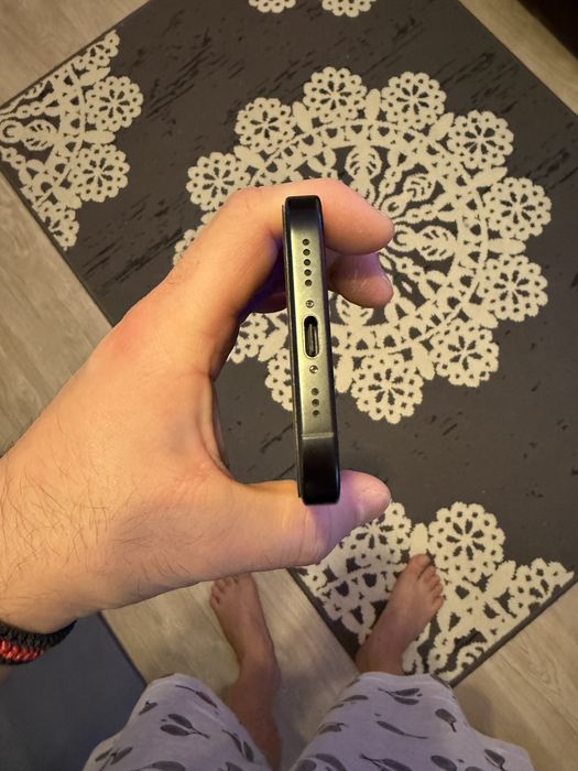 iPhone 16 Pro 128GB black baterie 100%