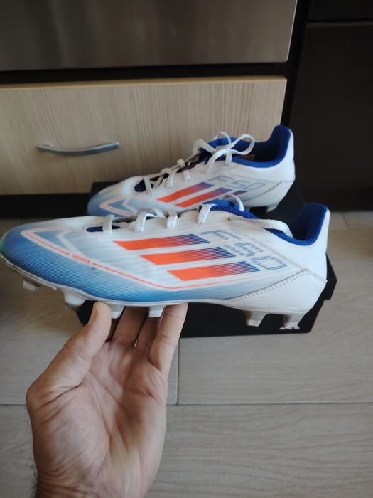 Бутонки adidas 42