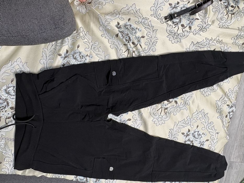 Pantaloni made by Society