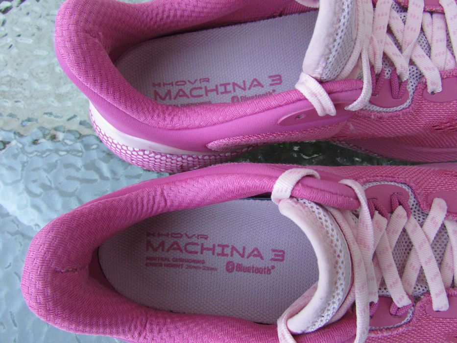 Дамски маратонки Under Armour HOVR Machina 3