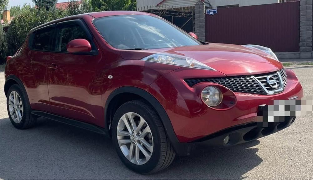 Nissan жук кросовер
