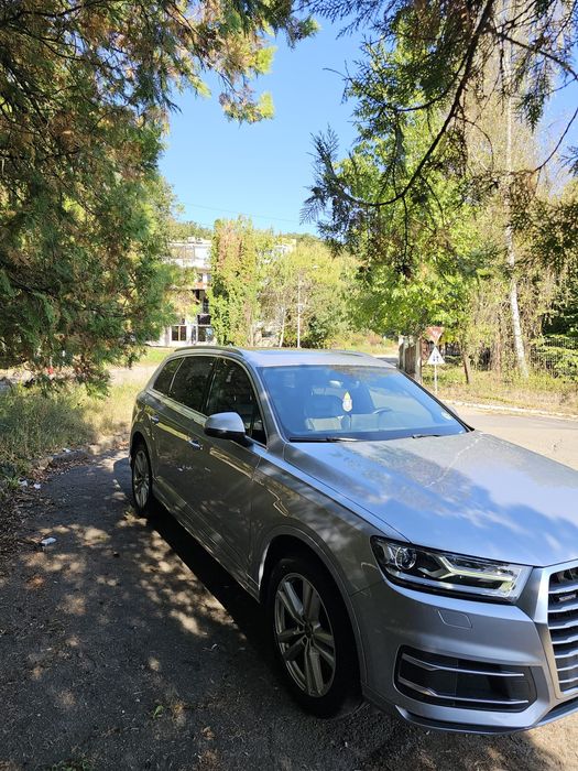 Audi Q7 An 2017 Sline 7 locuri