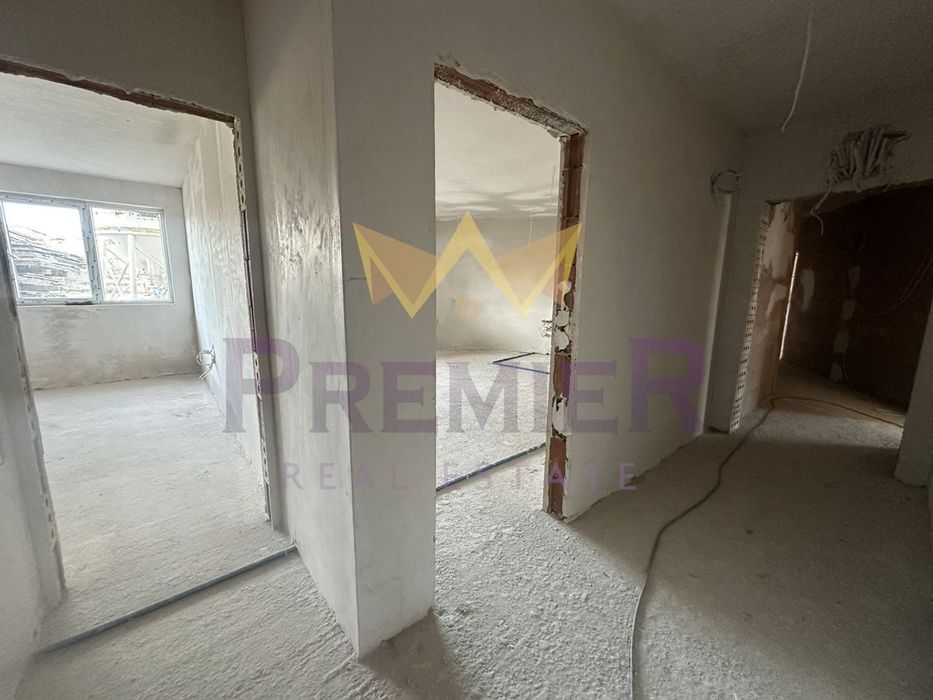 Продава се Тристаен апартамент в Варна, Виница - 107 кв.м за 1099 €/кв.м - Снимка #1