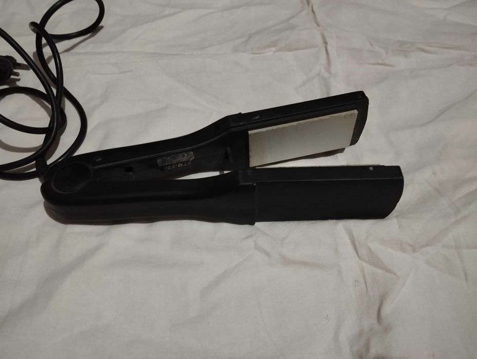 Массажерка фен парикмахерские принадлежности