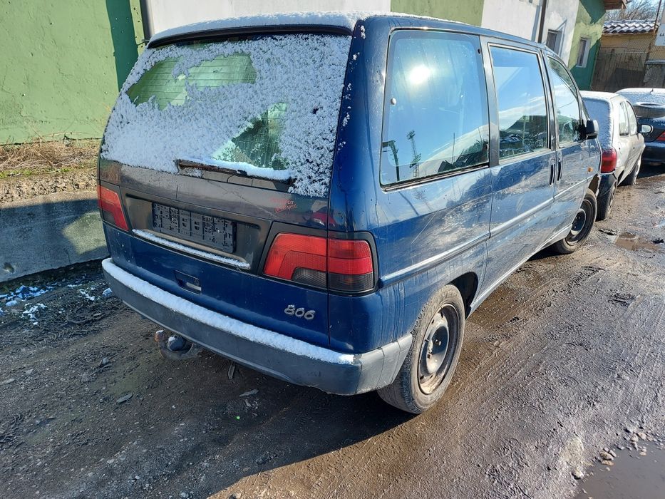 Puugeot 806 2.0i  /  2.1td