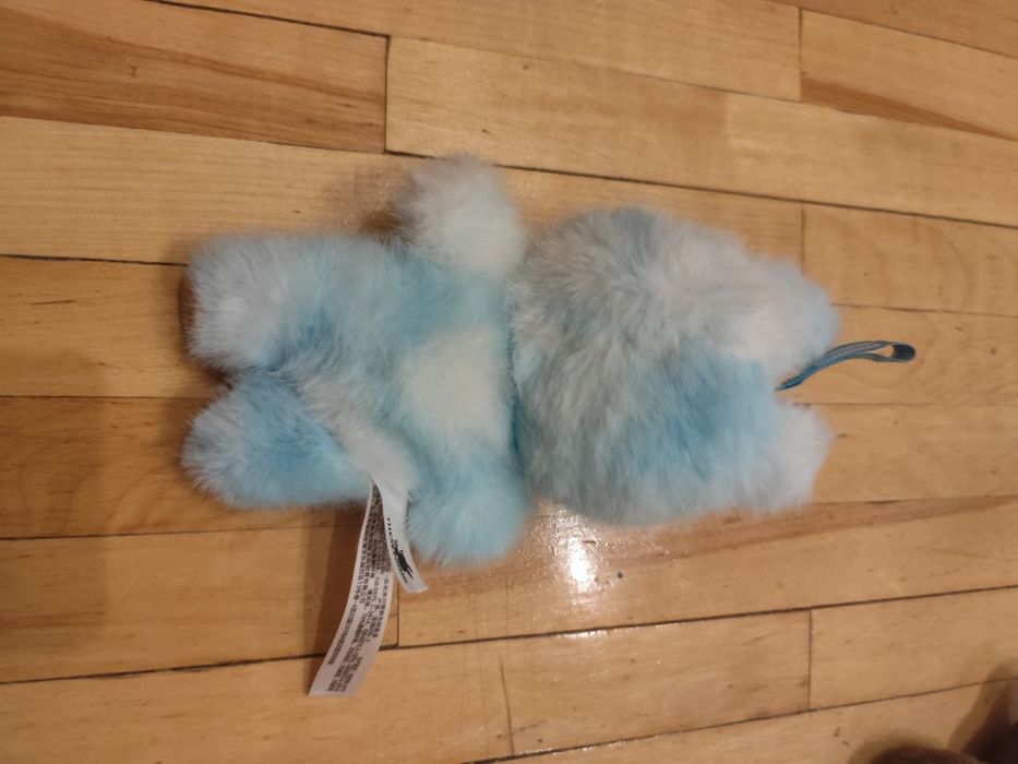 Продам лабубу синего цвета за 2500