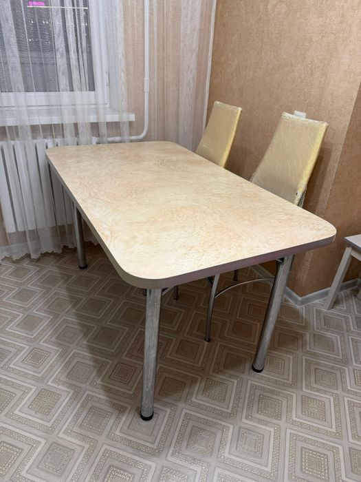 Стол кухонный 140 на 80