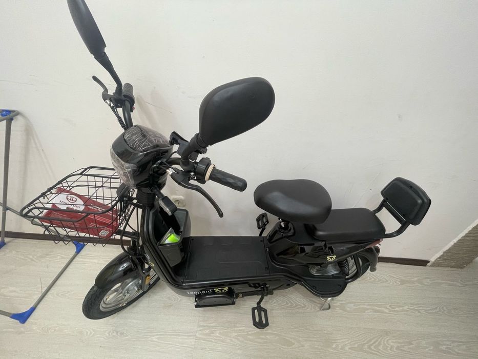 Электросамокат, мопед