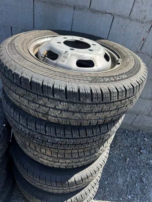 Vând roti pentru Iveco sau Mercedes Sprinter