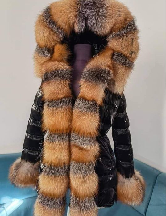 Geaca Parka cu blana naturală-Colectia noua. Calitate superioara . Pro