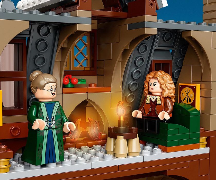LEGO 76388 lego Harry Potter - Посещение в село Хогсмийд Хари Потър лего