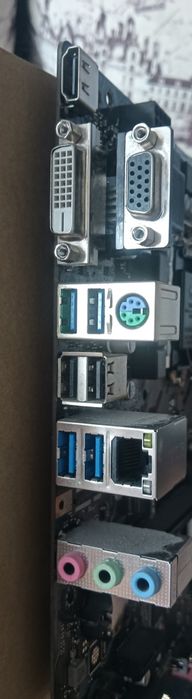 Материнская плата