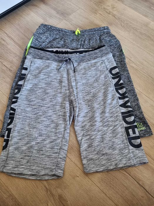 Къси дънки и спортни къси панталони