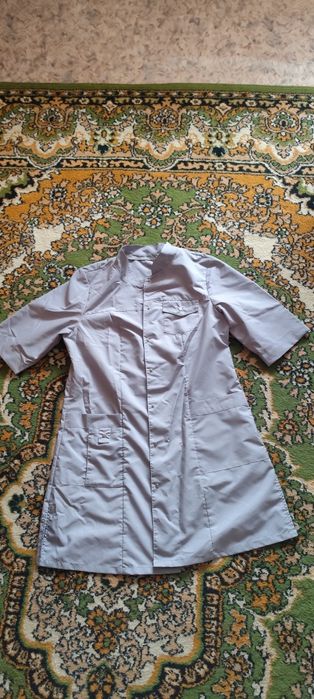 Халат медицинский серый