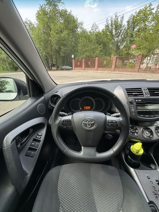 Toyota Rav4 2011