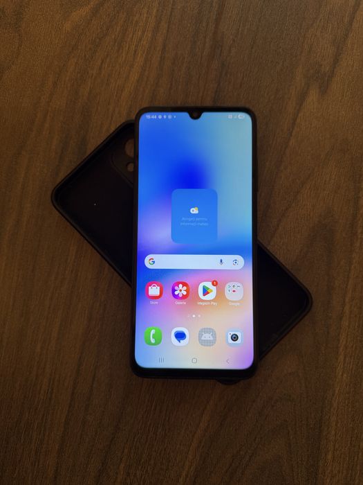 Vand 2 telefoane Samsung pret fix