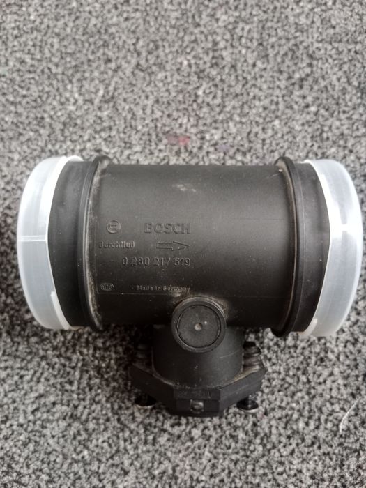 Датчик массового расхода воздуха BOSCH