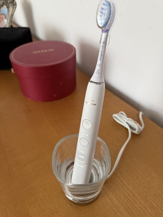 Philips DiamondClean 9000, Alb