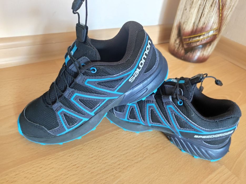 Маратонки ,, Salomon eur 33