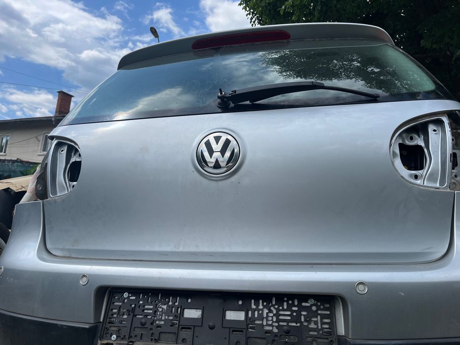 Golf 5 1.6 fsi останали части
