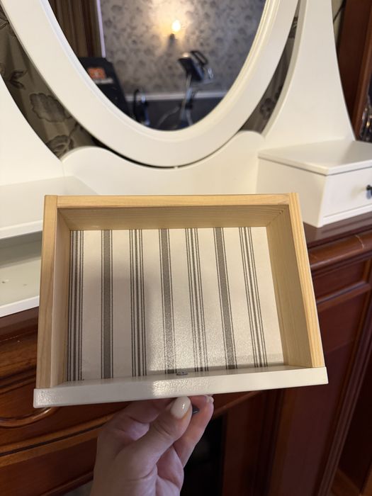 Продается зеркало