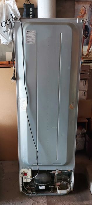 Продам холодильник LG