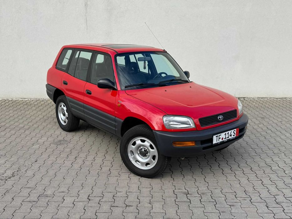Toyota RAV 4 / 4x4 / 2.0 Benzina / Manuala / An 1997