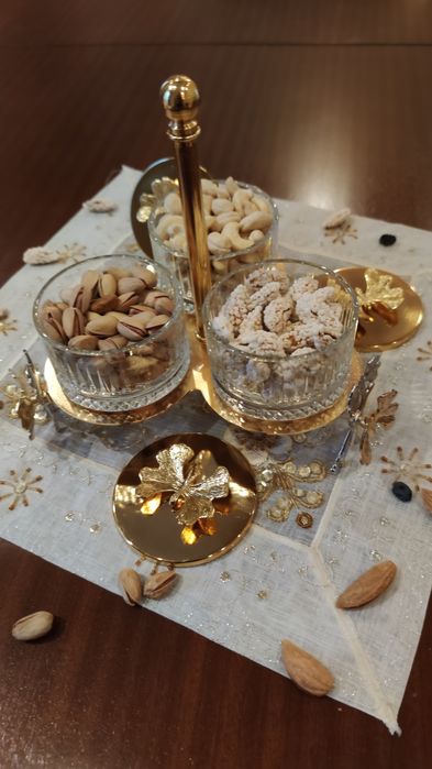 Shishali menajnitsa 3 talik podstavkali