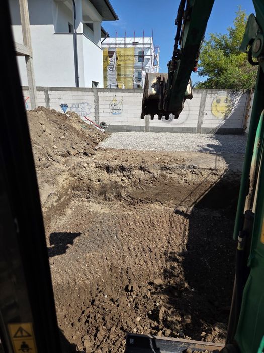 Execut săpături pentru constructii