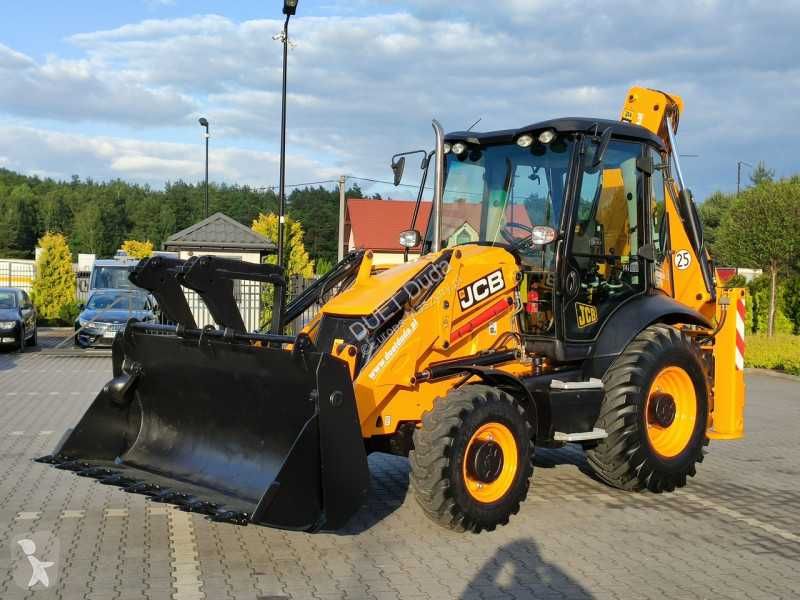 Inchiriez buldoexcavator cu operator