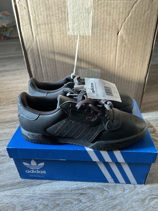 кроссовки Adidas Powerphase