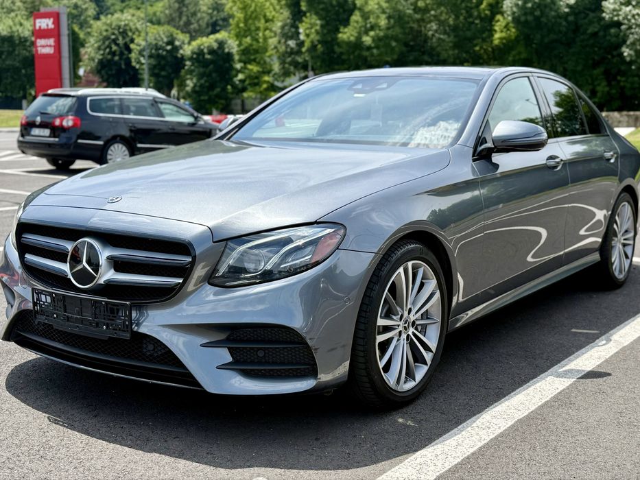 Mercedes E 300 4 Matic Pachet AMG - 250 Cp