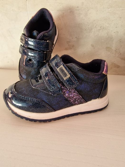 Обувки за малки госпожички