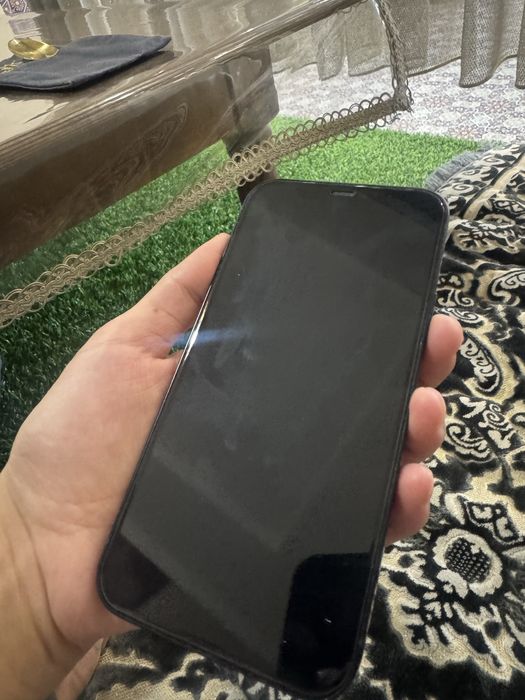 Продам айфон 12 128гб