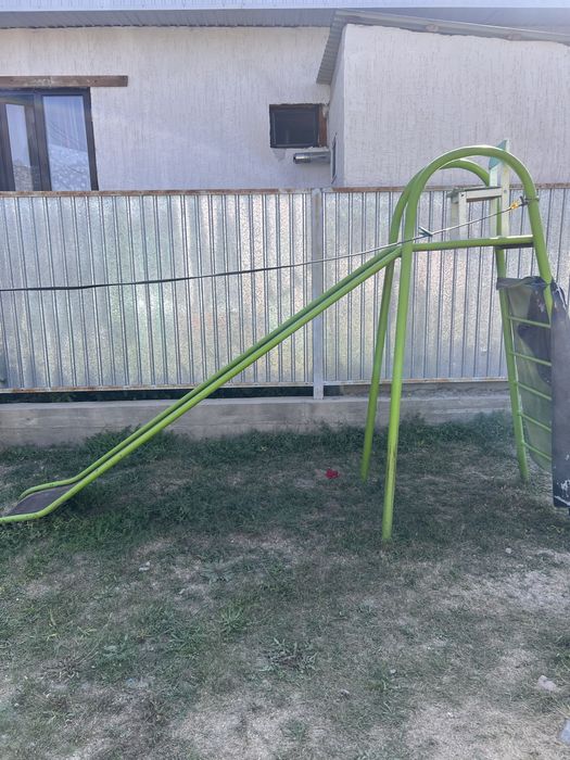 Железная горка детская