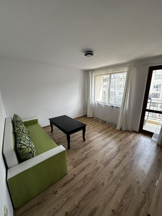 Дава се под наем Двустаен апартамент в Варна, Левски - 55 кв.м за 470 € - Снимка #2