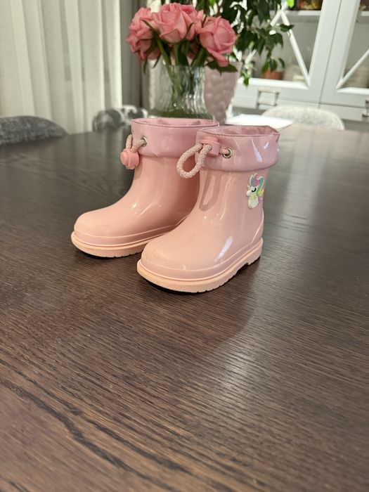 Демисезонная детская обувь