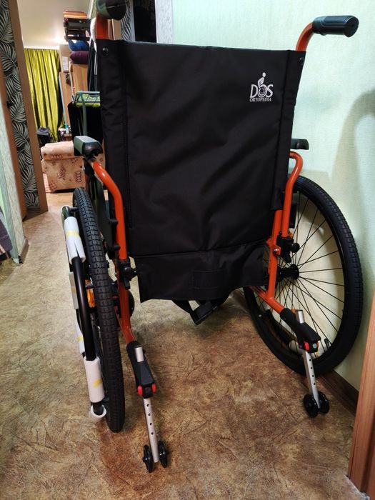 Инвалидная коляска новая